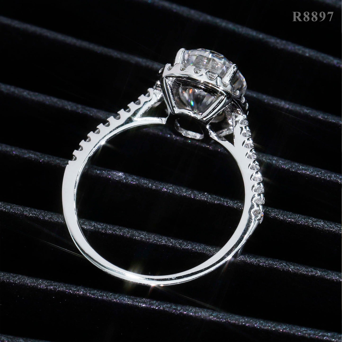 Halo Oval Cut